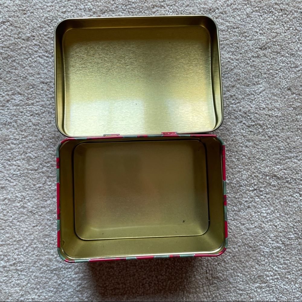 Christmas tin hinged box with cardinal - Picture 4 of 4